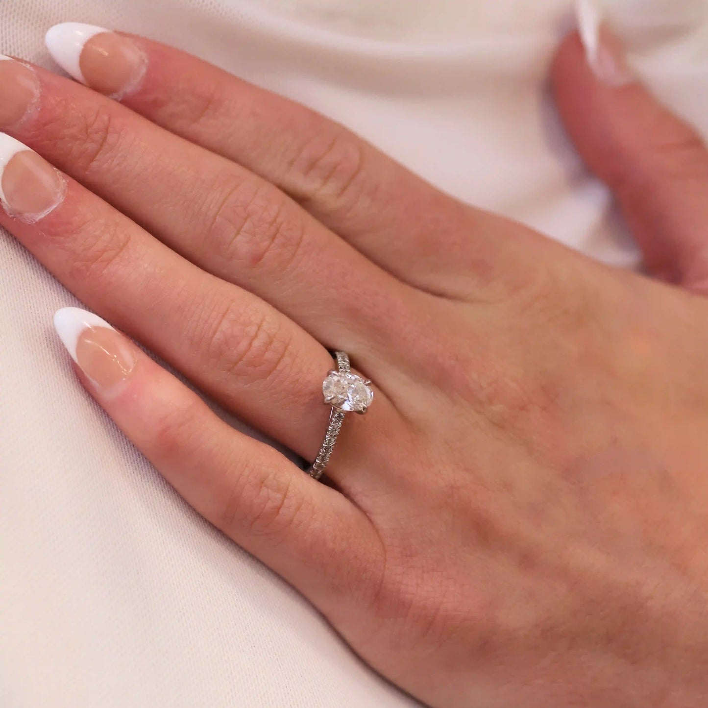 Oval Cut Engagement Ring