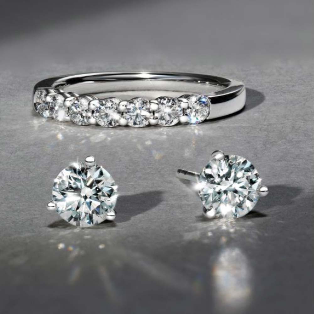 Hearts on Fire Three-Prong Stud Earrings