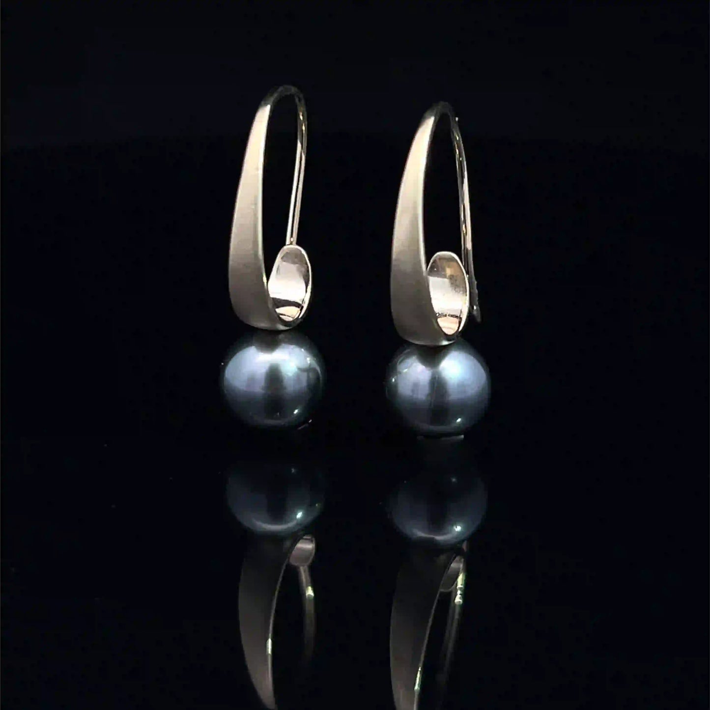 Tahitian Pearl Huggie Earrings