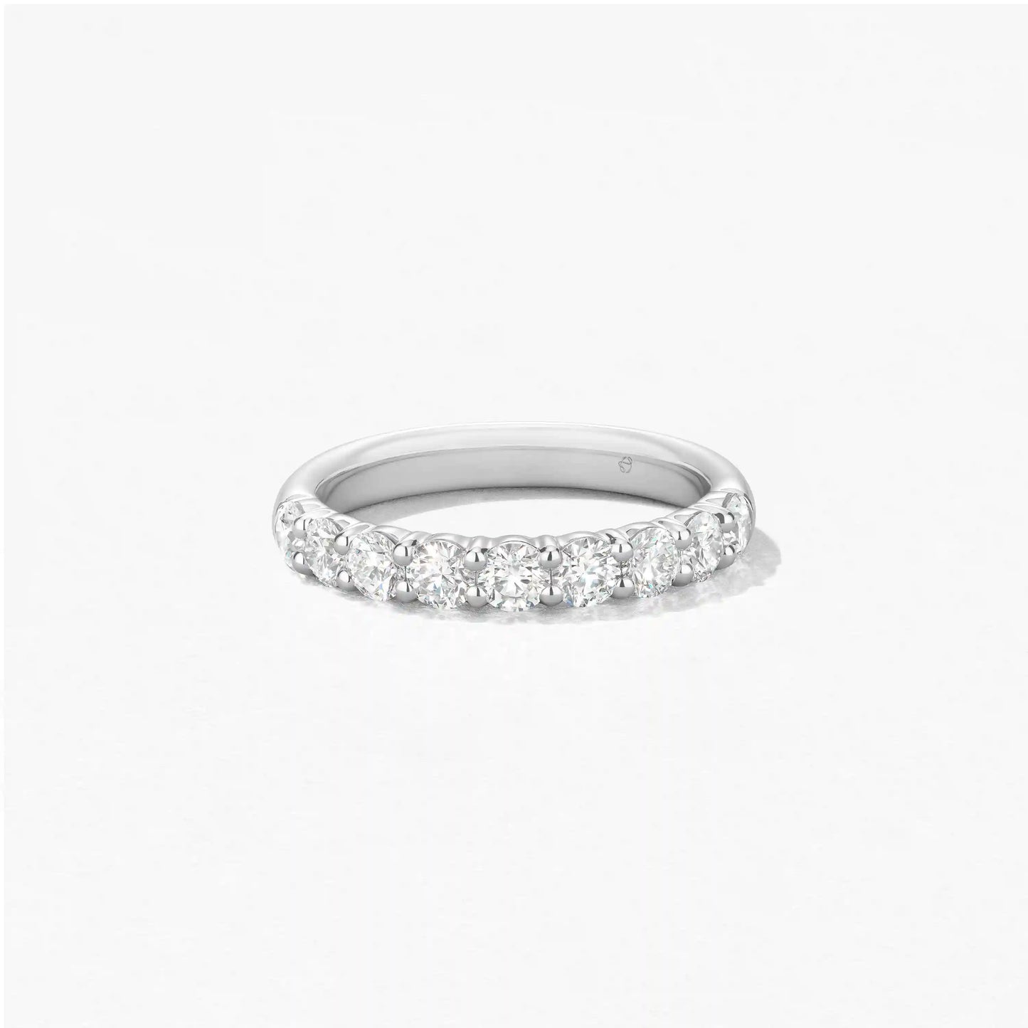 Signature 9-Stone Band