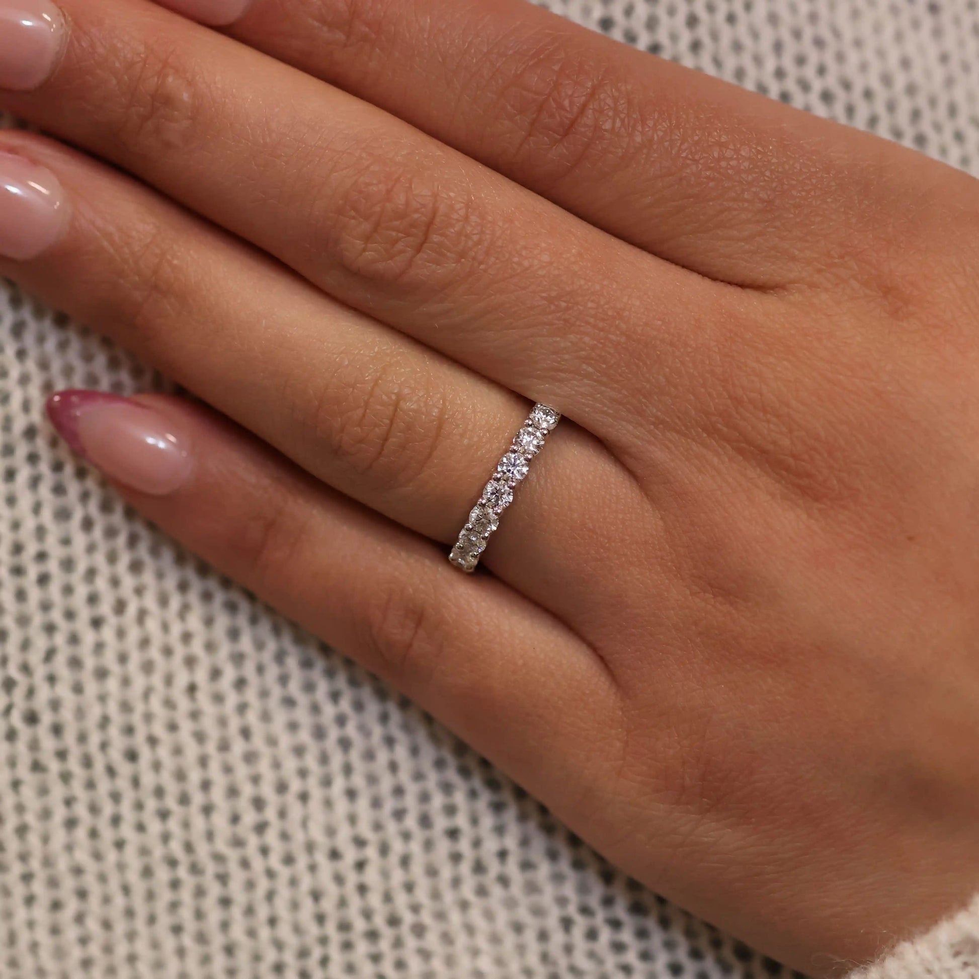 Signature 9-Stone Band