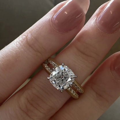 Jade Trau Nora Ring, Fancy Center