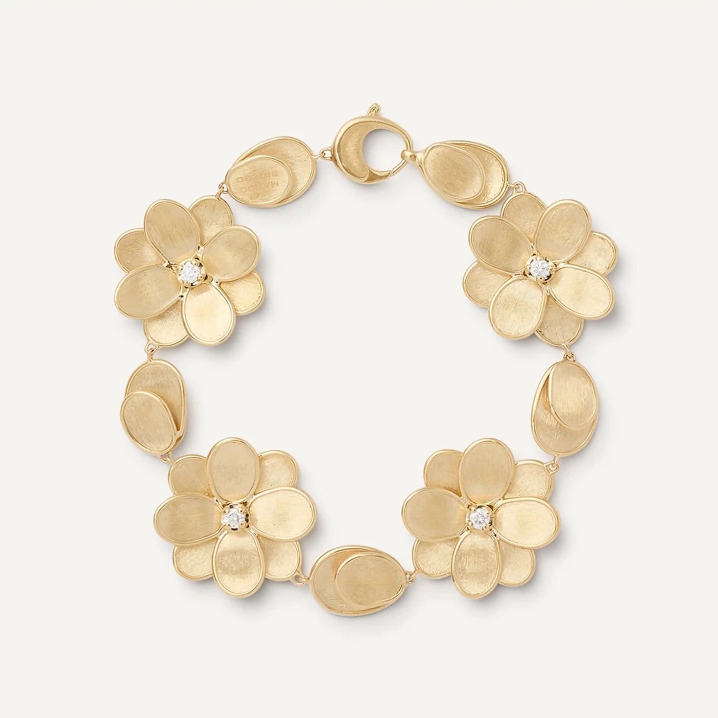 Yellow Gold Flower Bracelet with Diamonds 