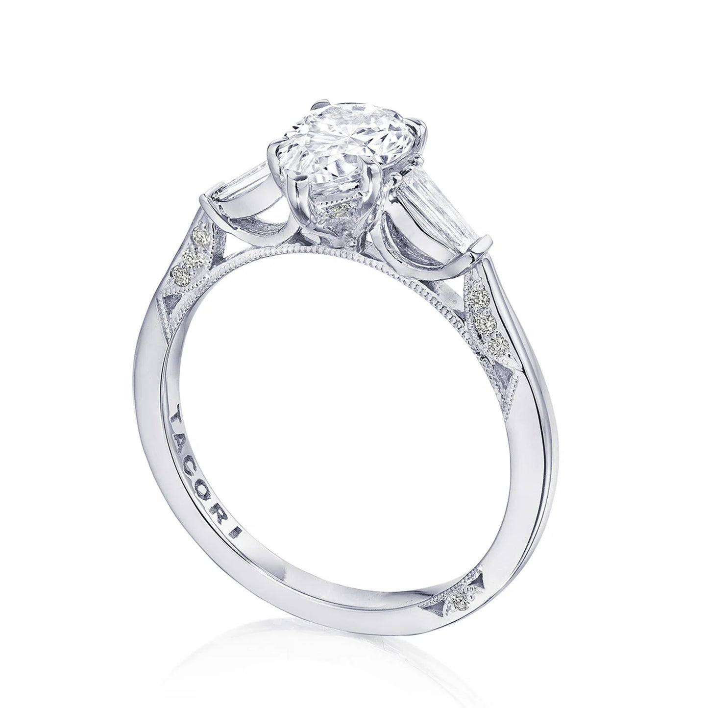 Tacori Simply TACORI | Pear 3-Stone Engagement Ring