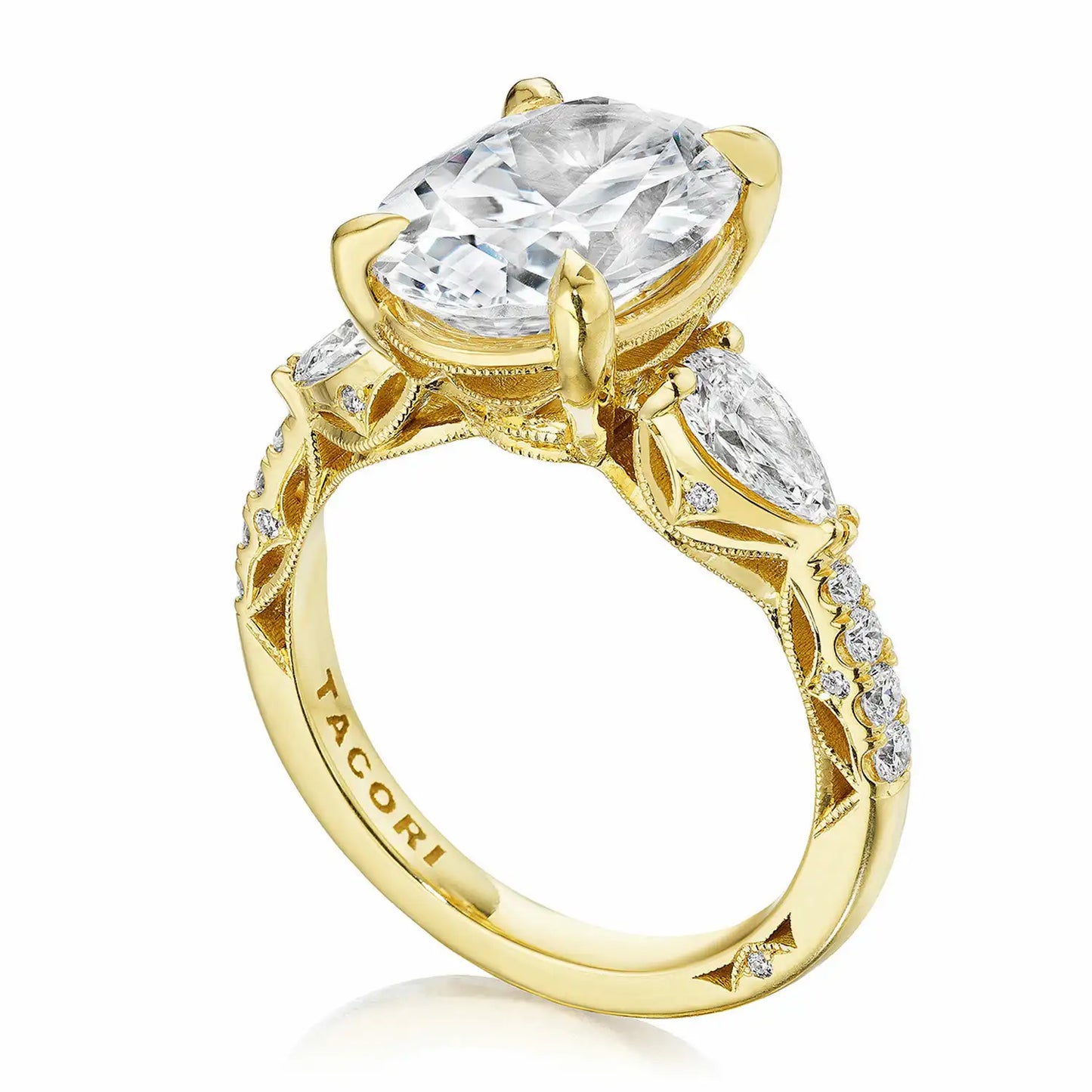 Tacori Dantela | Oval 3-Stone Engagement Ring
