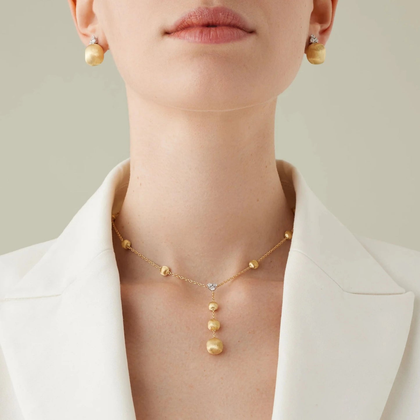 Yellow Gold Lariat Necklace with Diamonds