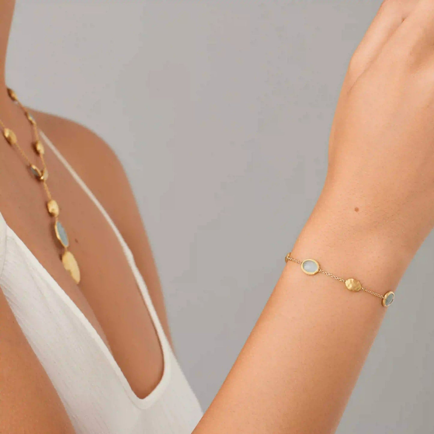  Aquamarine & Gold Bracelet