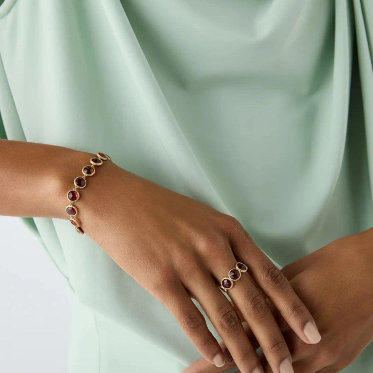 Yellow Gold Garnet Bracelet
