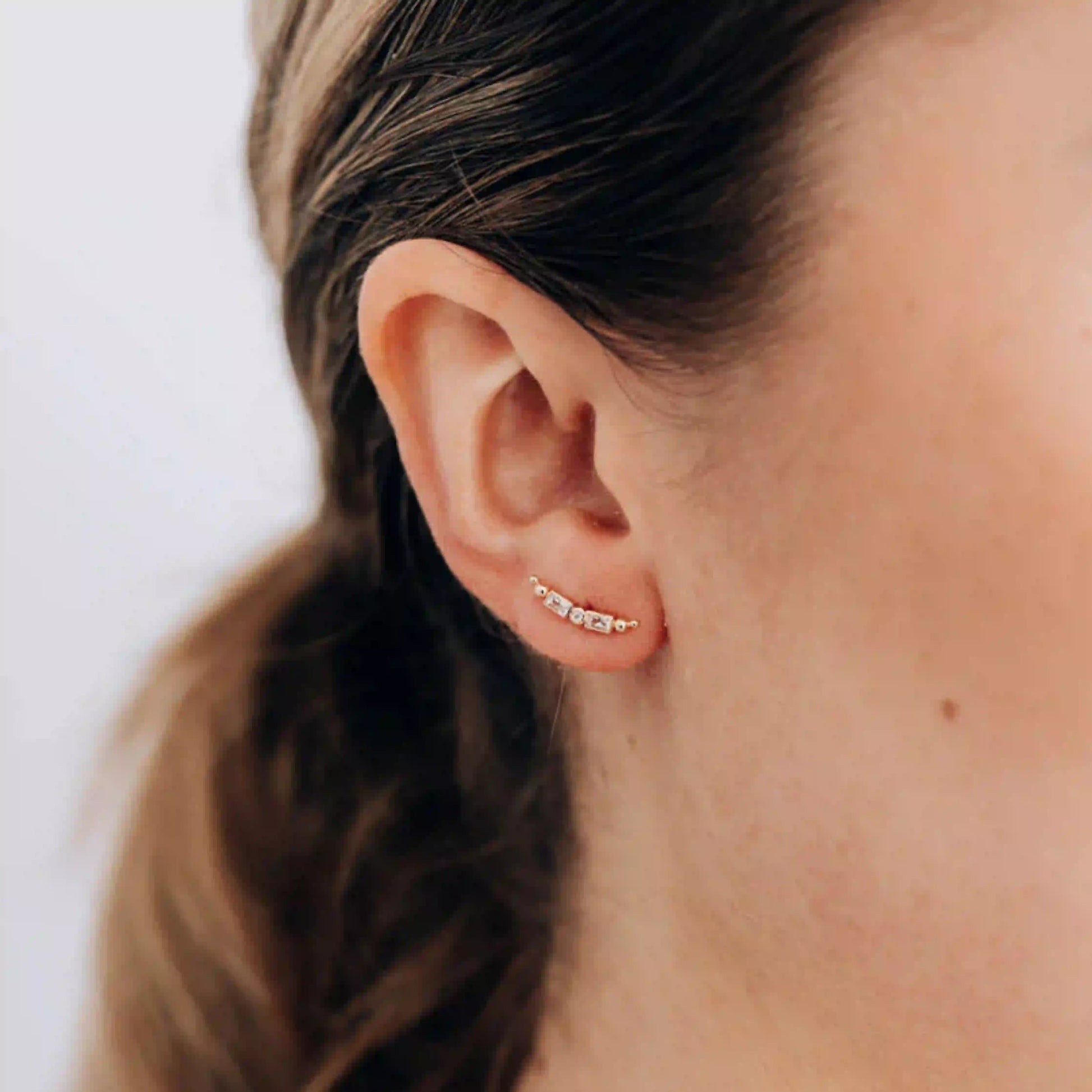 Deco Ear Crawler