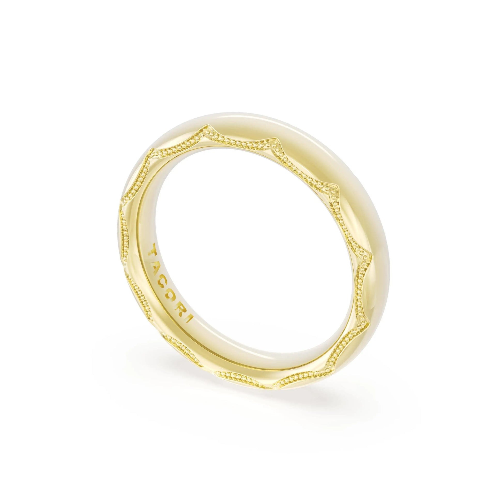 High Polish Wedding Band in 18kt Yellow Gold