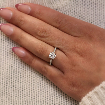 platinum diamond engagement ring