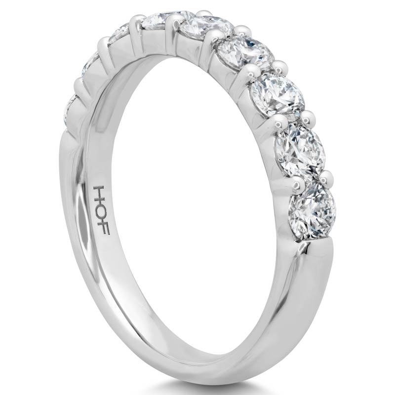 WOMEN DIAMOND WEDDING BAND 