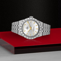 TUDOR Royal - Walters & Hogsett