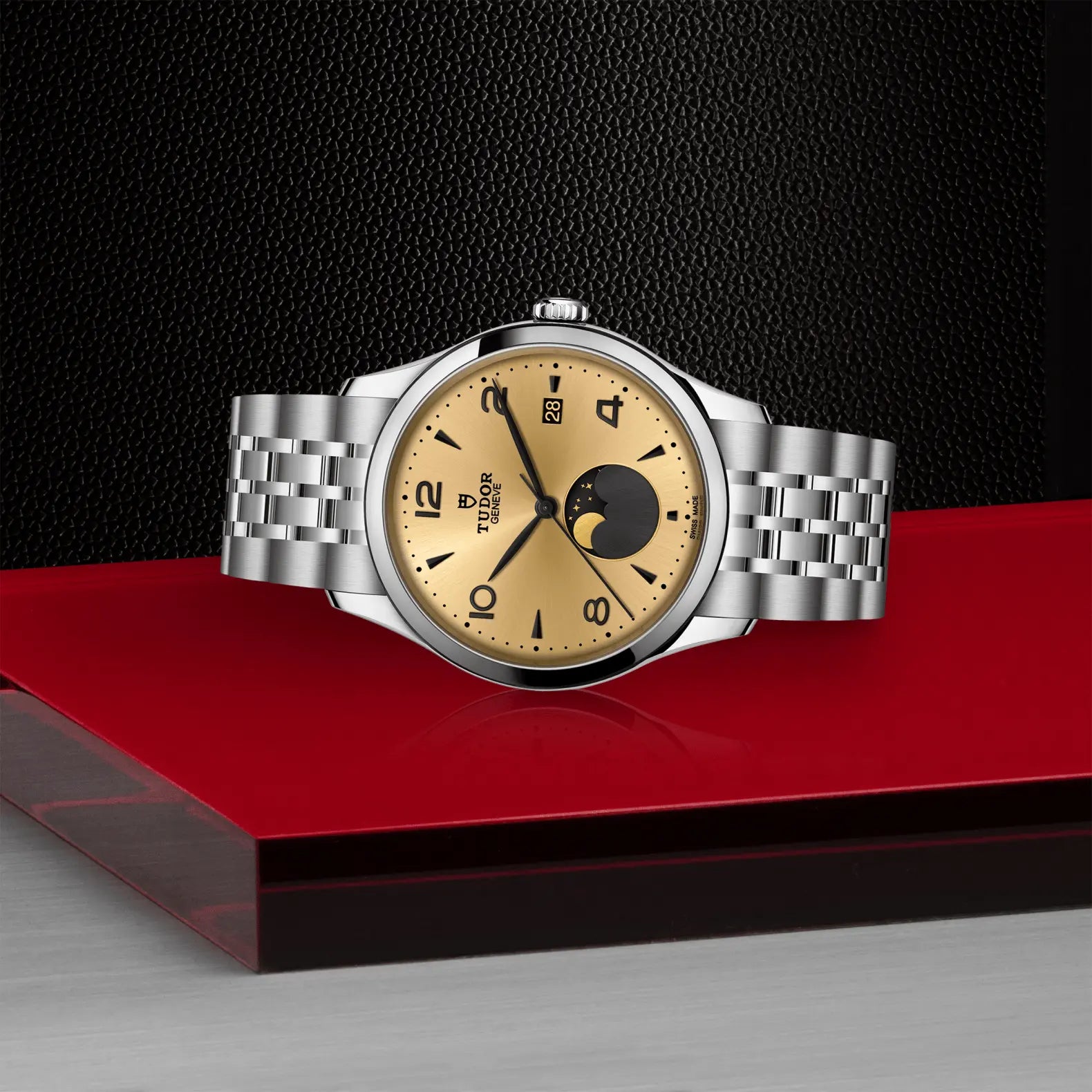 TUDOR 1926 Luna - Walters & Hogsett