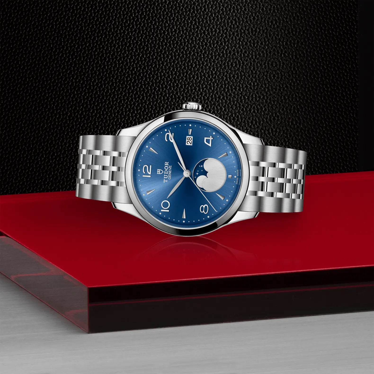 TUDOR 1926 Luna - Walters & Hogsett
