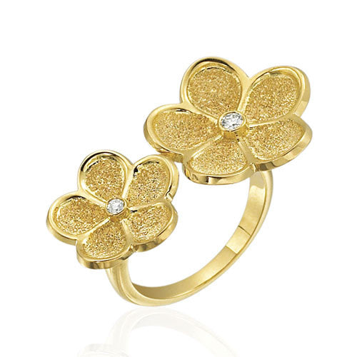 Gumuchian G. Boutique 18k Yellow Gold Diamond Daisy Ring