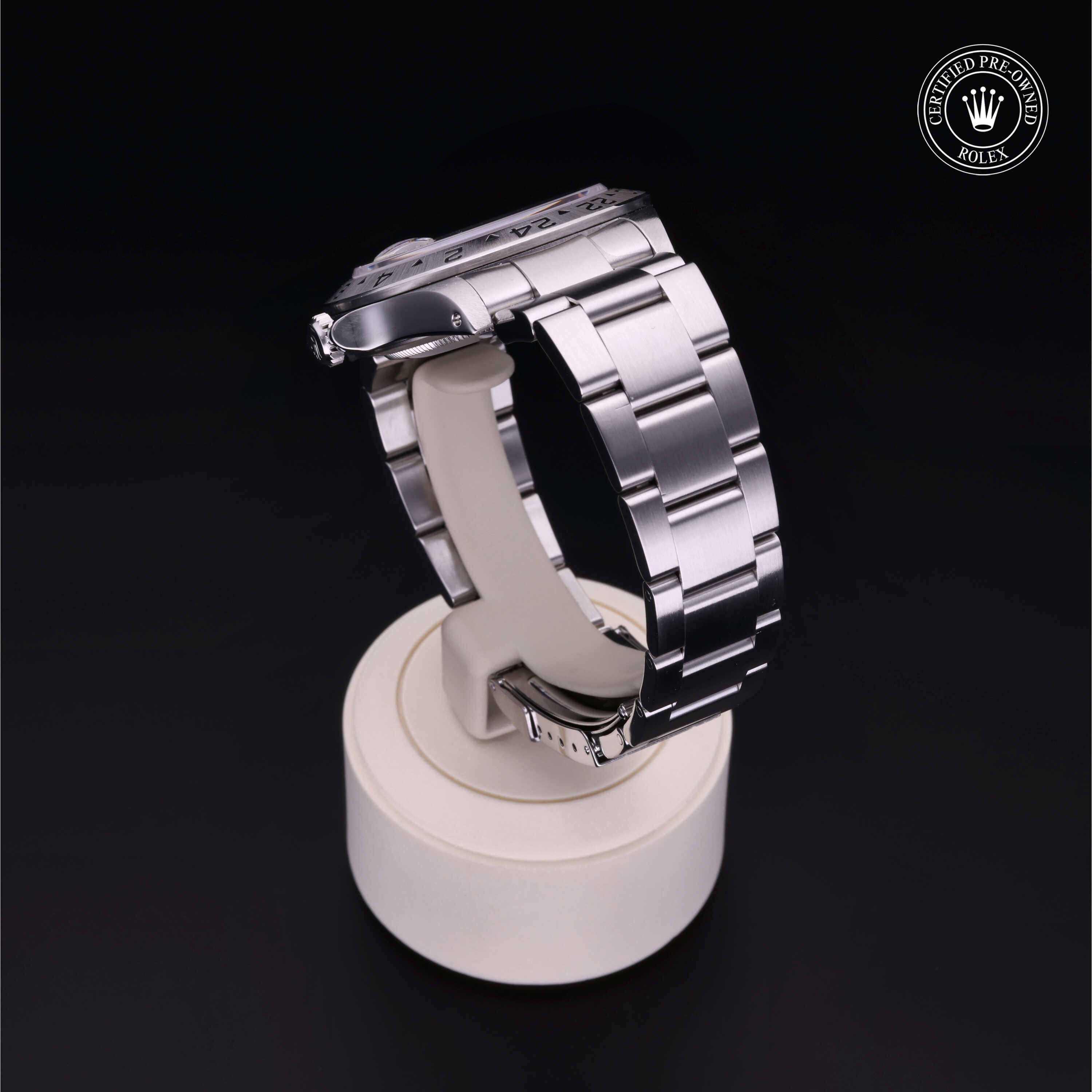 Oyster Perpetual Explorer II 40