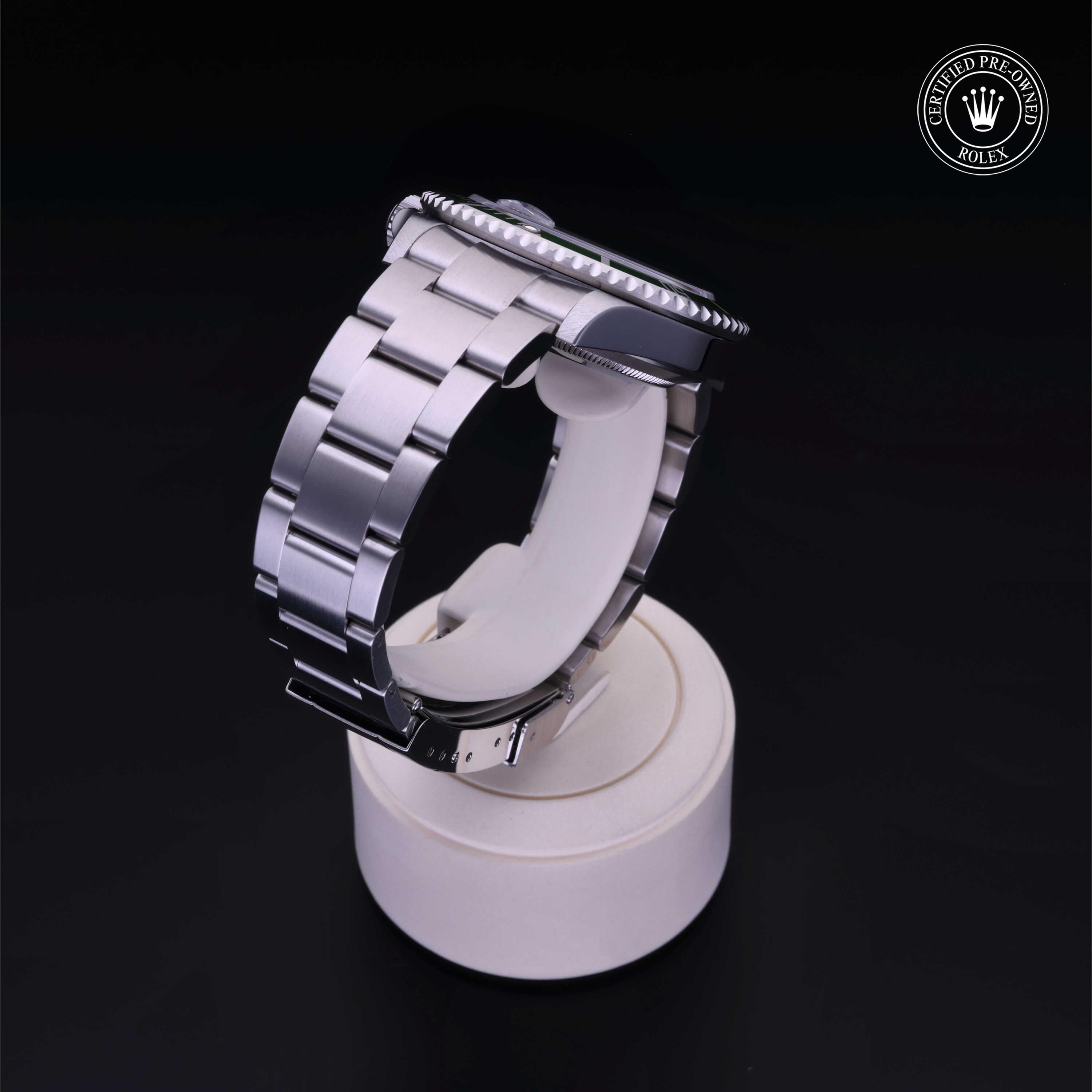 Oyster Perpetual  Submariner Date