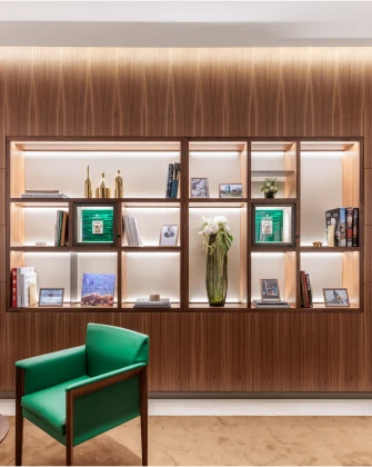 Discover our luxury Rolex showroom - Walters & Hogsett