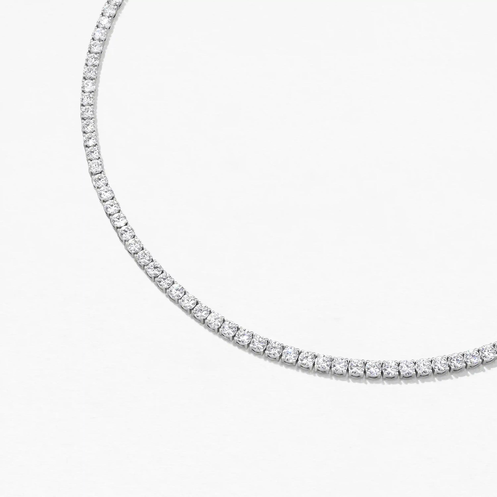Signature Uniform Line Necklace