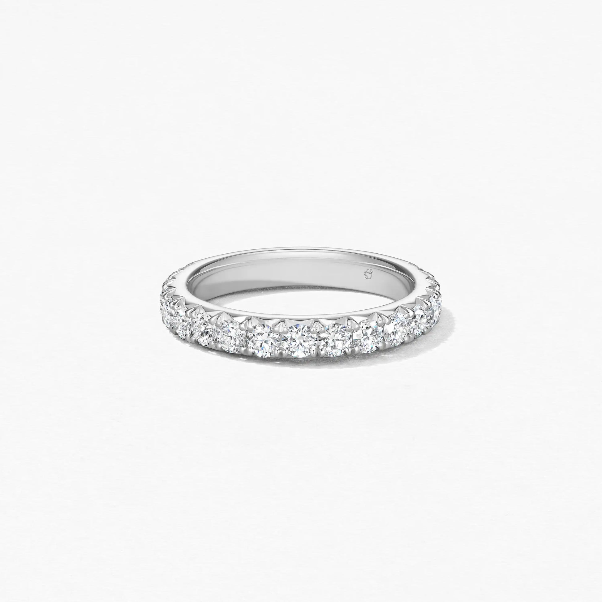 French Cut Pavé Band