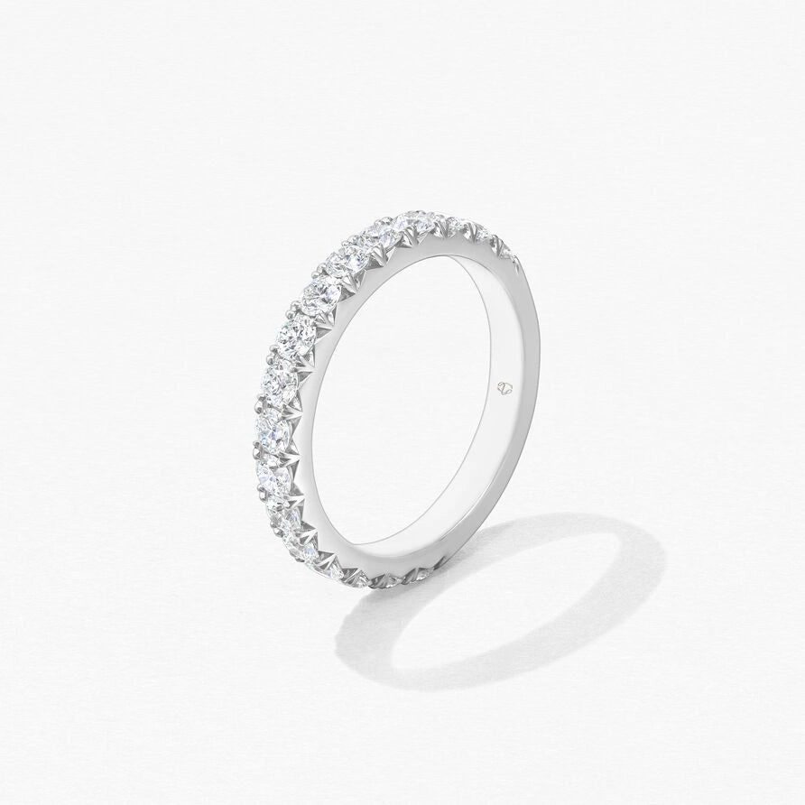 French Cut Pavé Band