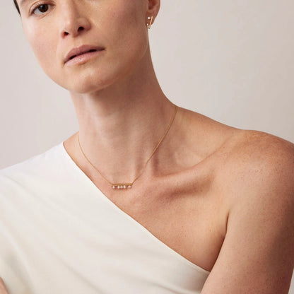 Floating Diamond Pendant Necklace 