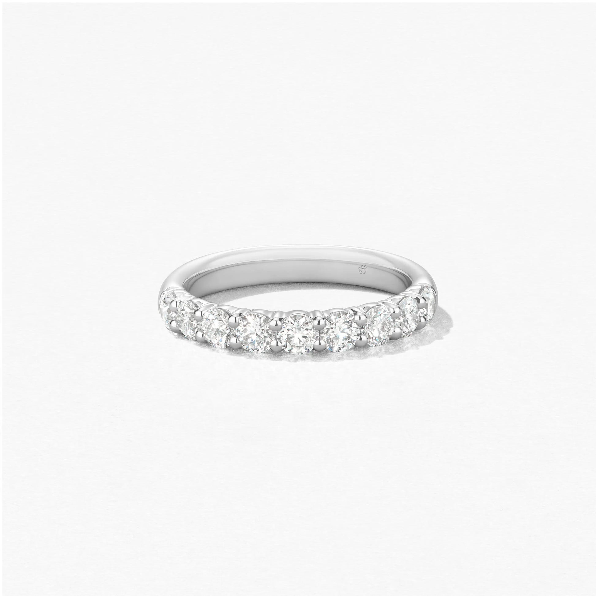 Signature 9-Stone Band