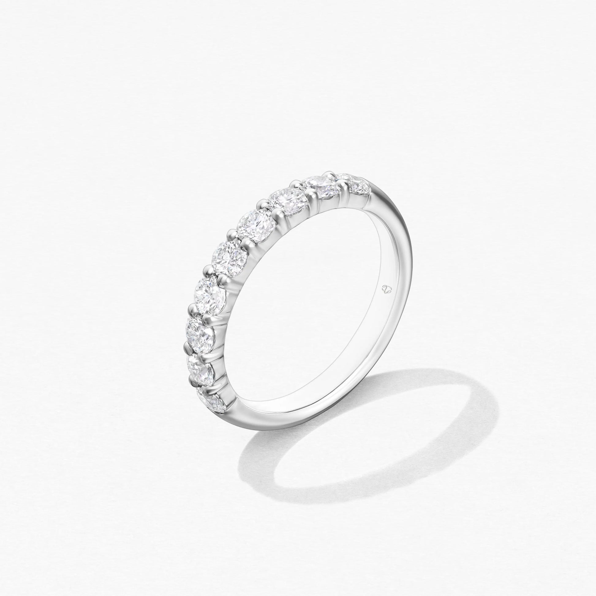 Signature 9-Stone Band