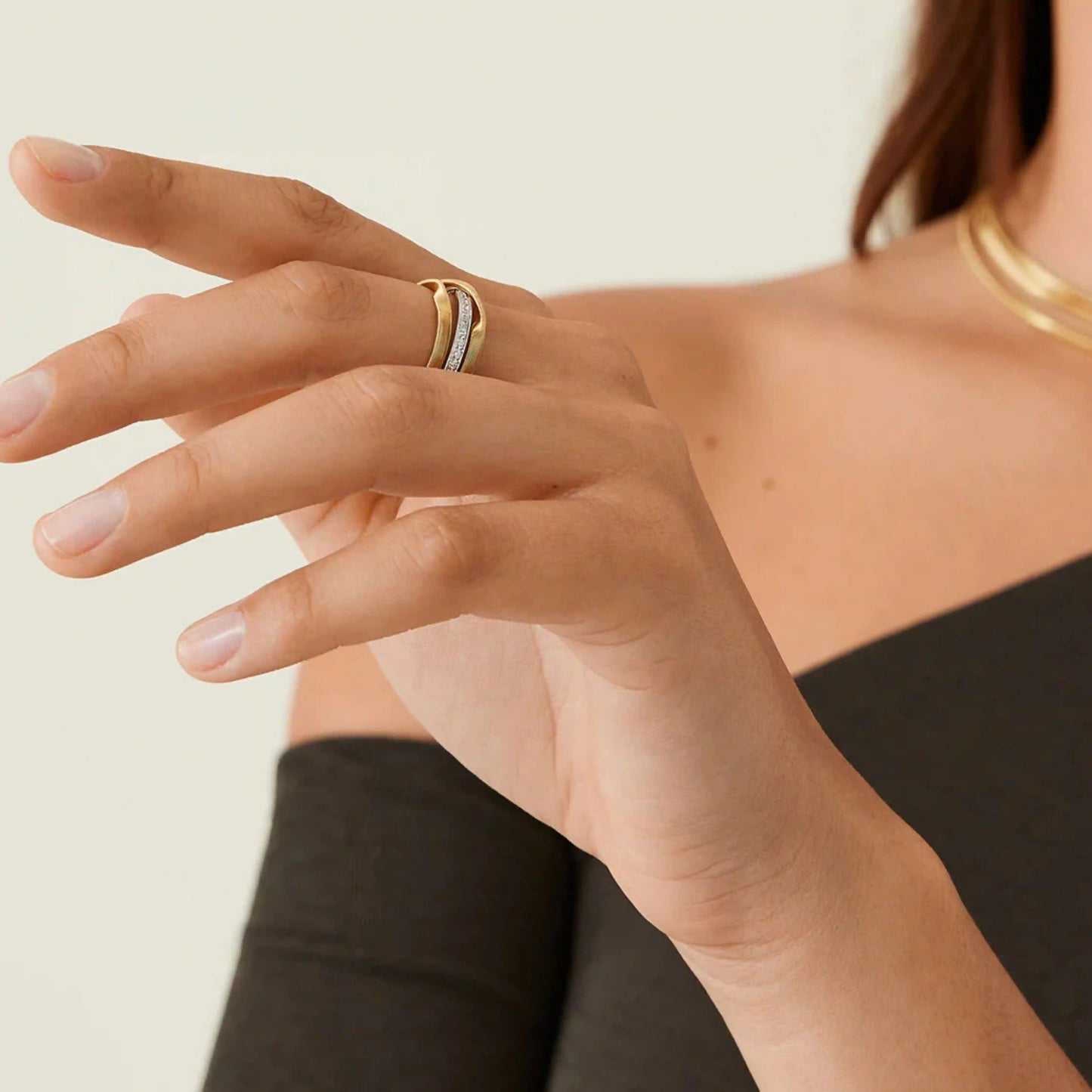 3-Band Coil Ring With Diamonds