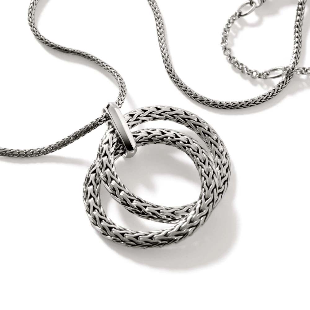 Silver Interlink Pendant Necklace