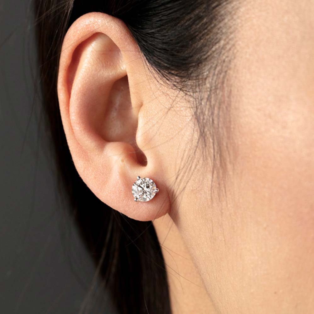 White Gold Three-Prong Diamond Stud Earrings 