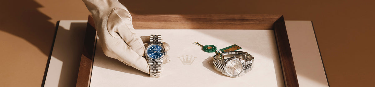 Rolex Rolex Submariner Date desk clock 80 mm, stainless steel C909010LN-0001 in , C909010LN-0001 - Walters & Hogsett