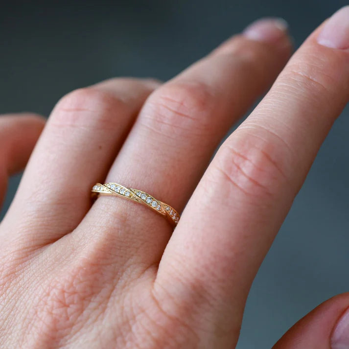 Twine Diamond Band