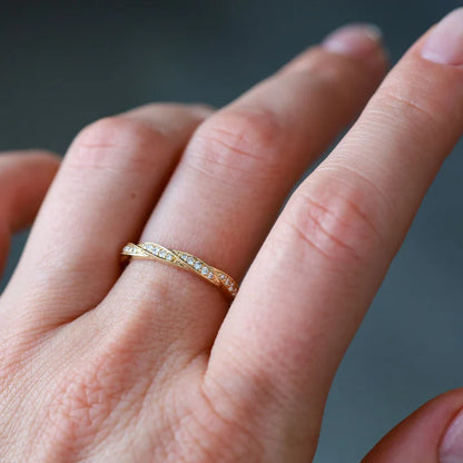 Twine Diamond Band