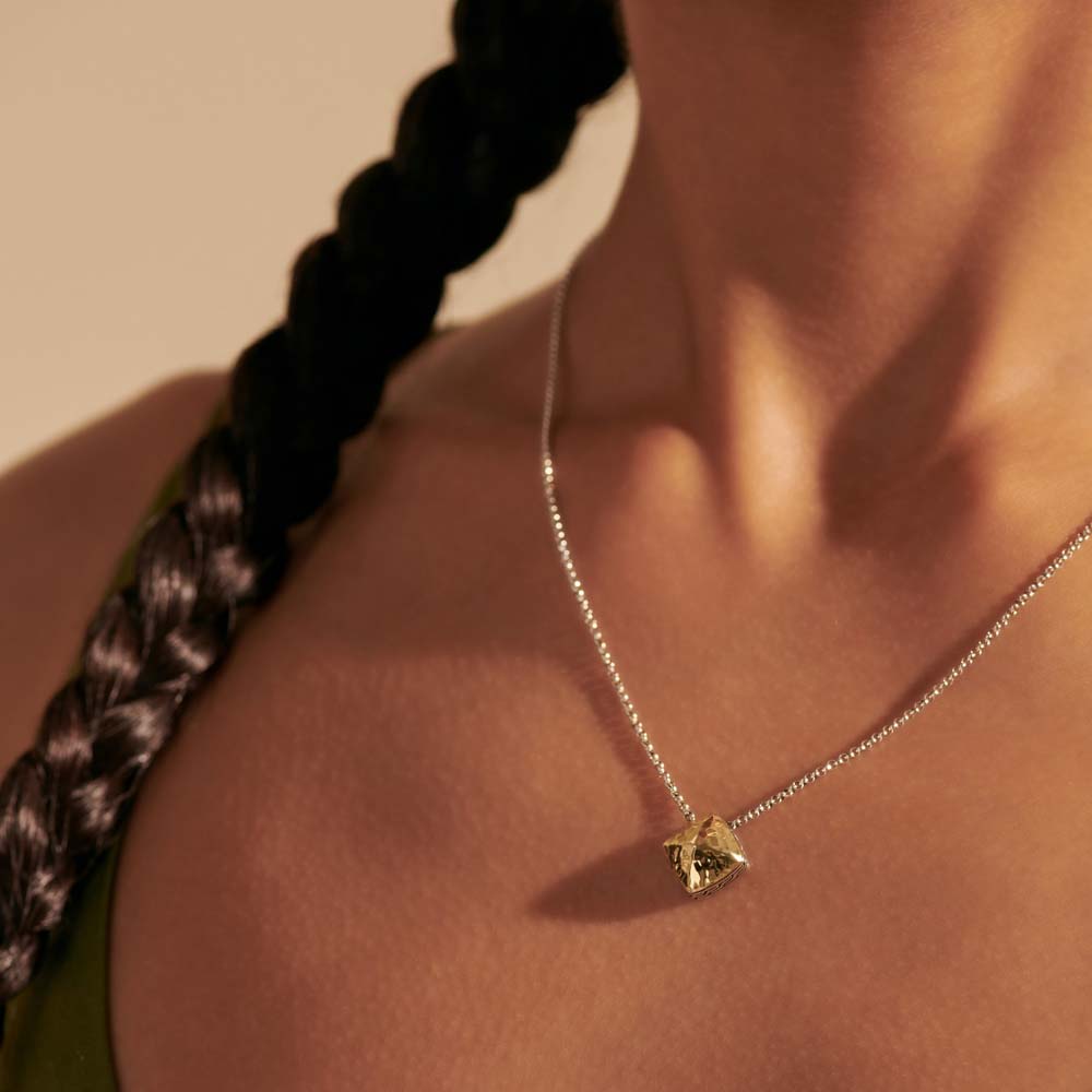  Sugarloaf Pendant Necklace