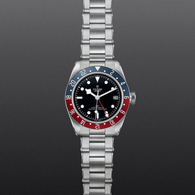 41mm, tudor, watch, black bay gmt, black dial, white hands, date, blue and red bezel, steel case, steel bracelet, date